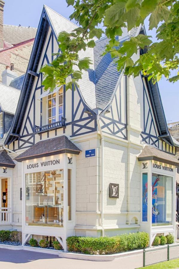 Castel Saint Clair - Trois Pieces - Deauville Centre Zewnętrze zdjęcie